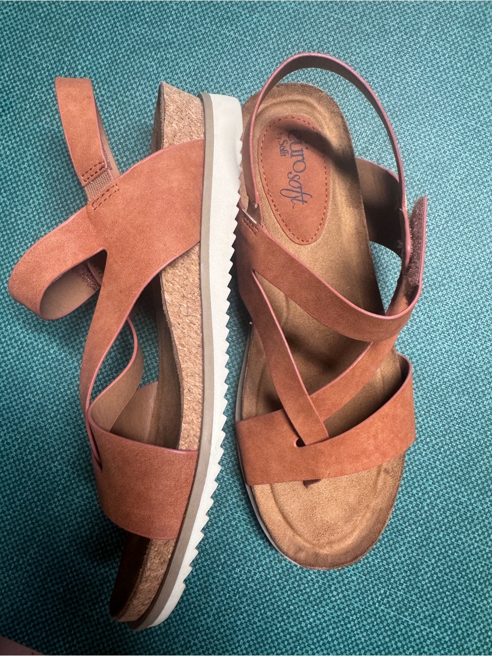 Sofft Rust Brown Suede Strappy Slingback Sandals - Picture 2 of 4